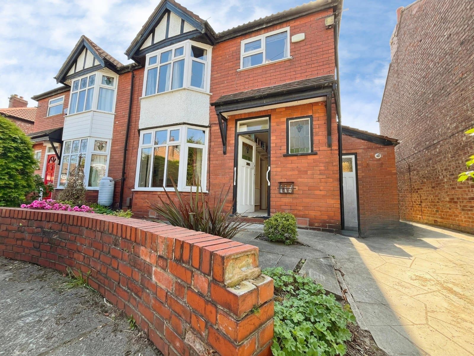 75 Austin Drive, Manchester, M20 6FA
